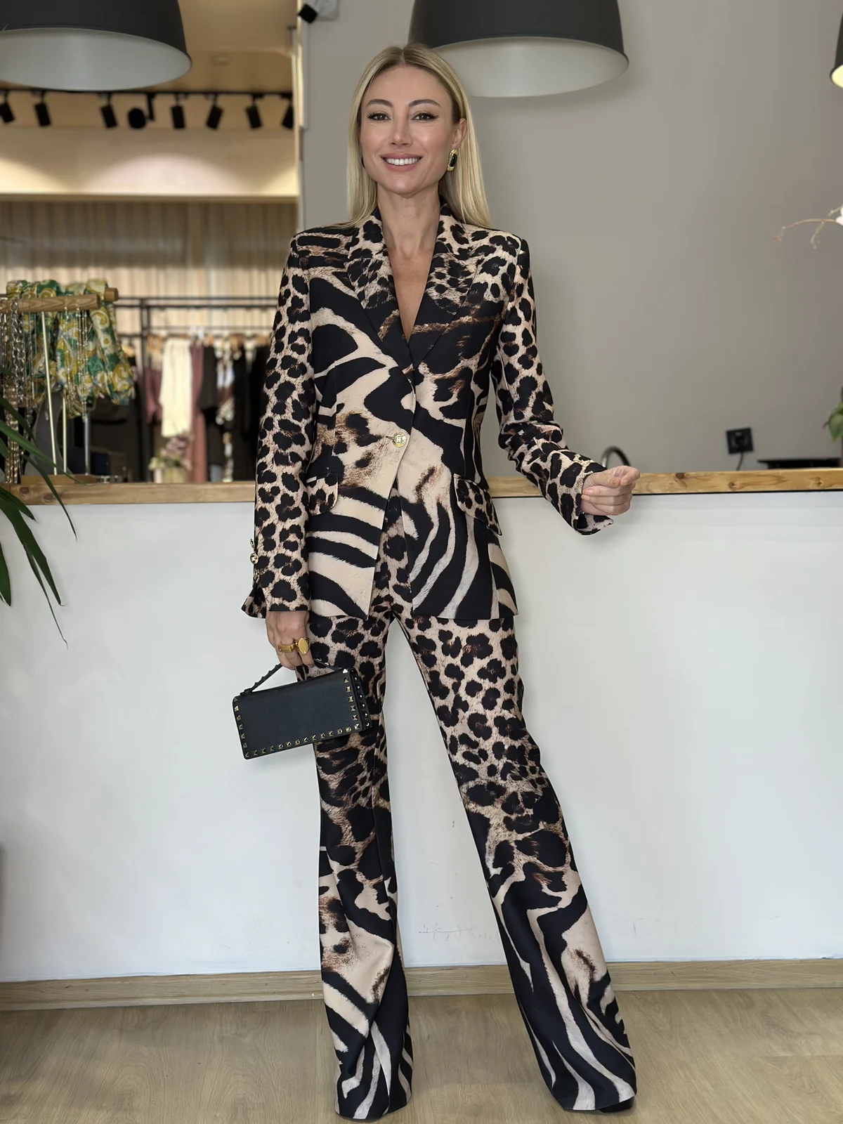 Giya Leopar İspanyol Paça Pantolon - ₺3.959,99 | ASKI BOUTIQUE Balat Giya Leopar İspanyol Paça Pantolon Pantolon | ASKI BOUTIQUE Balat
