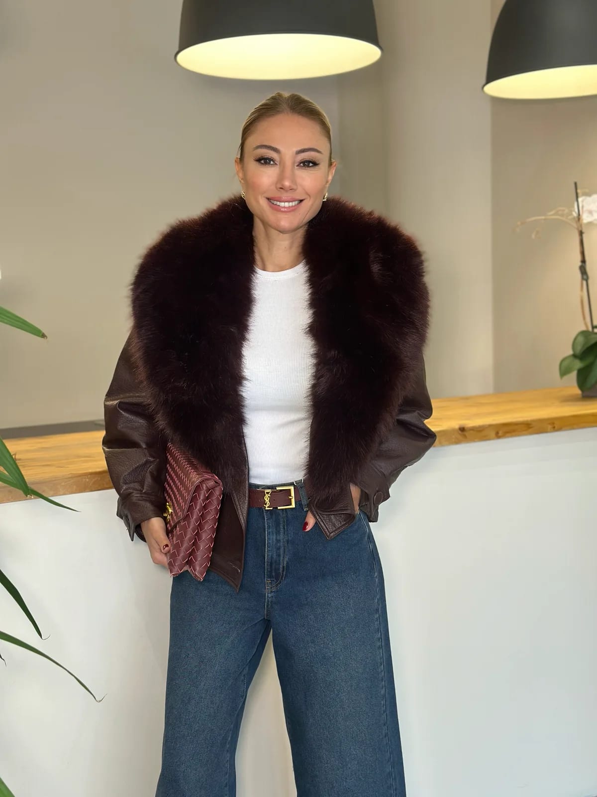 Adriana Bordo Kürk Detaylı Mont Askı00468 - ₺5.499,99 | ASKI BOUTIQUE Balat Adriana Bordo Kürk Detaylı Mont Askı00468 Mont (Özel Kürk & Dokuma Dış Giyim) - Butik Modeli | ASKI BOUTIQUE Balat