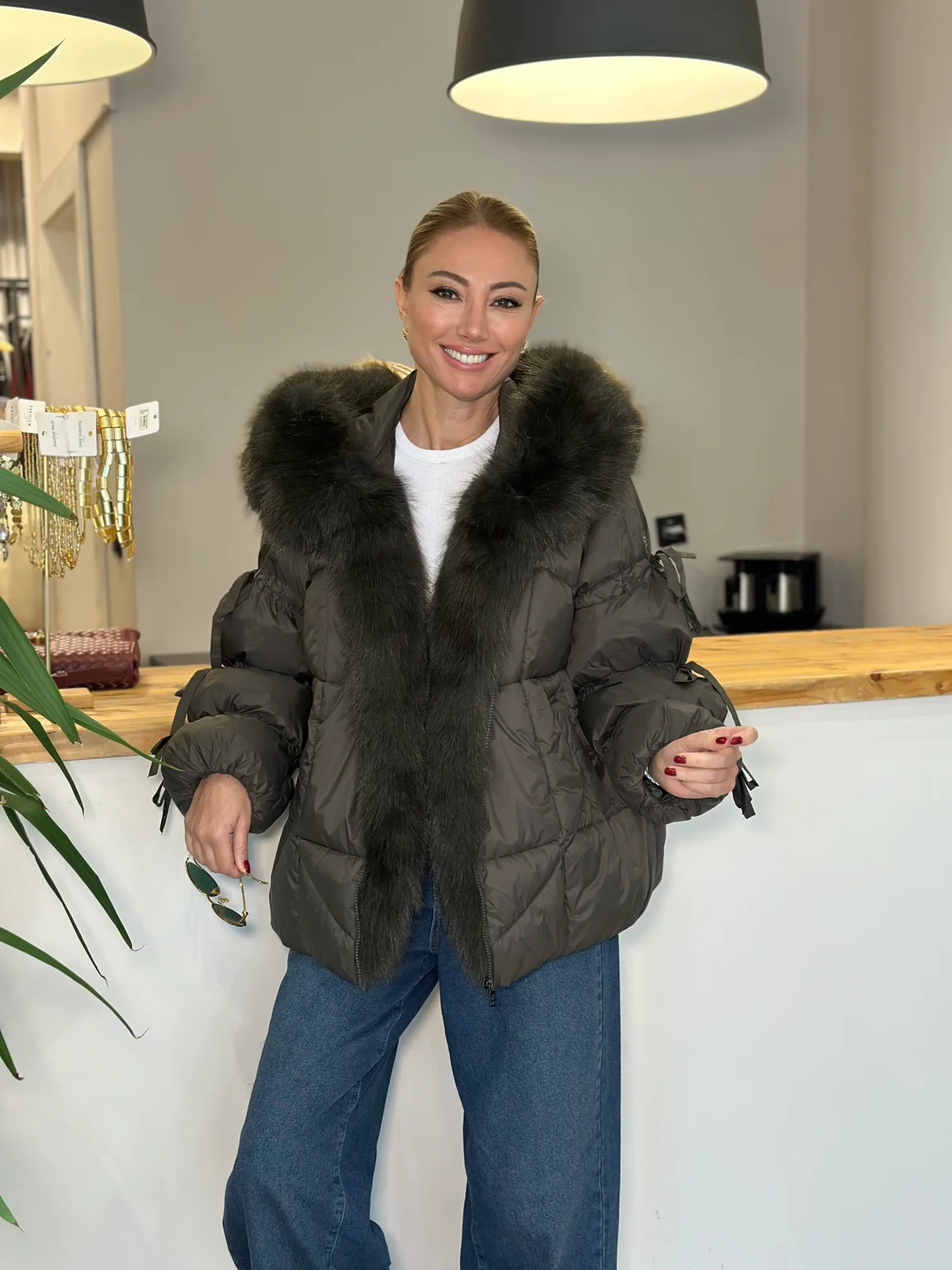 Bella Kürk Detaylı Haki Mont Askı00469 - ₺6.599,99 | ASKI BOUTIQUE Balat Bella Kürk Detaylı Haki Mont Askı00469 Mont (Özel Kürk & Dokuma Dış Giyim) - Butik Modeli | ASKI BOUTIQUE Balat
