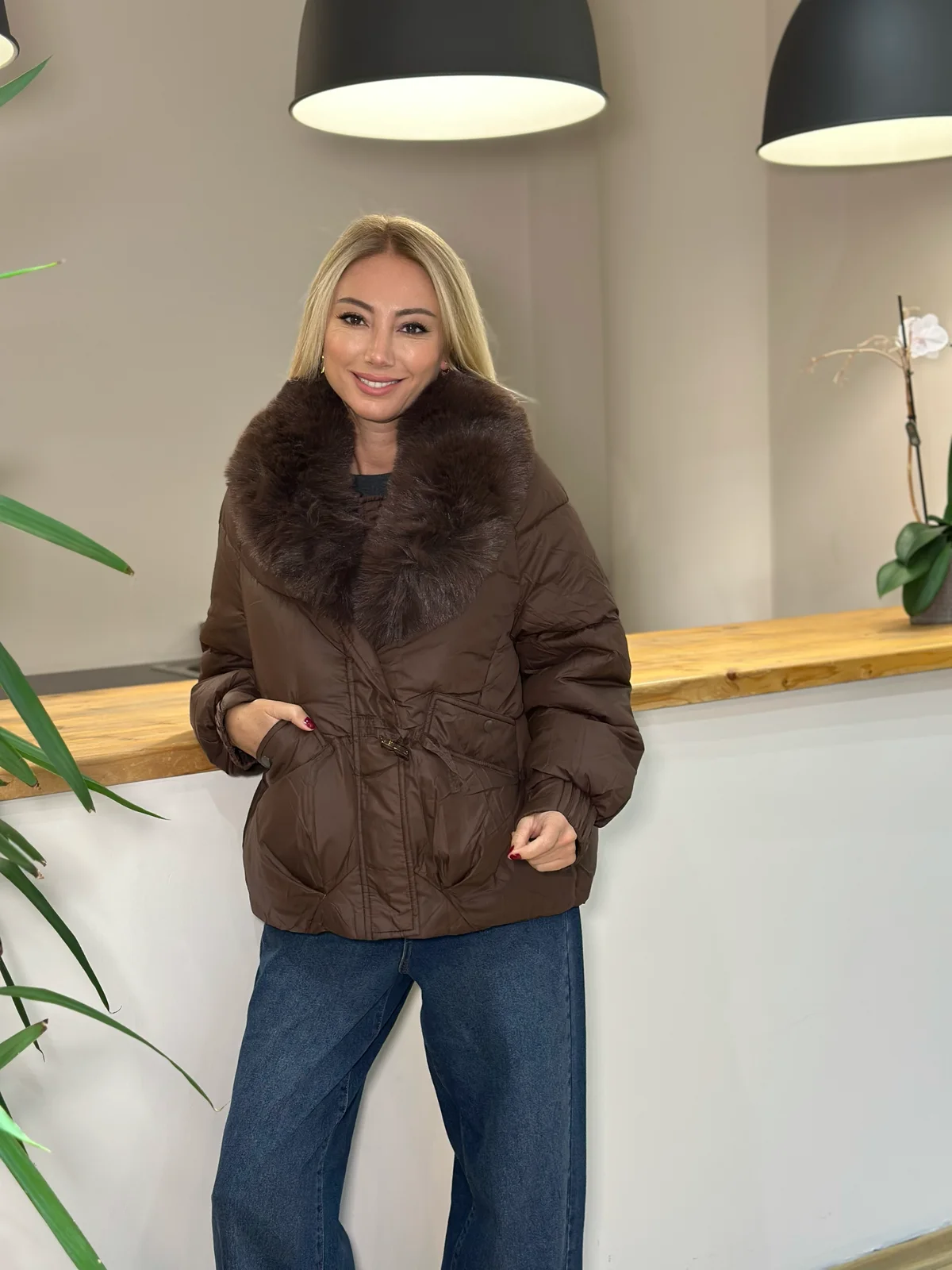 Limas Kahve Kürk Detaylı Mont Askı00468 - ₺3.549,99 | ASKI BOUTIQUE Balat Limas Kahve Kürk Detaylı Mont Askı00468 Mont | ASKI BOUTIQUE Balat