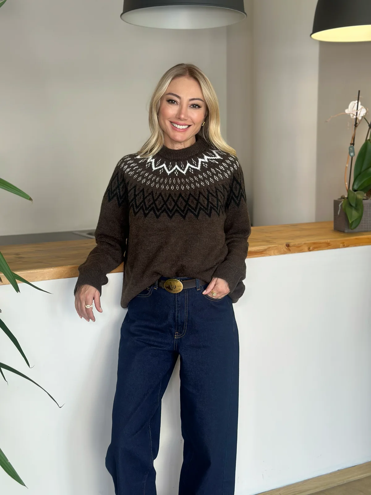 Mison Kahve Kazak Askı00444 - ₺1.399,99 | ASKI BOUTIQUE Balat Mison Kahve Kazak Askı00444 Kazak (Yumuşak Dokulu Triko / Butik Kumaş) - Butik Modeli | ASKI BOUTIQUE Balat