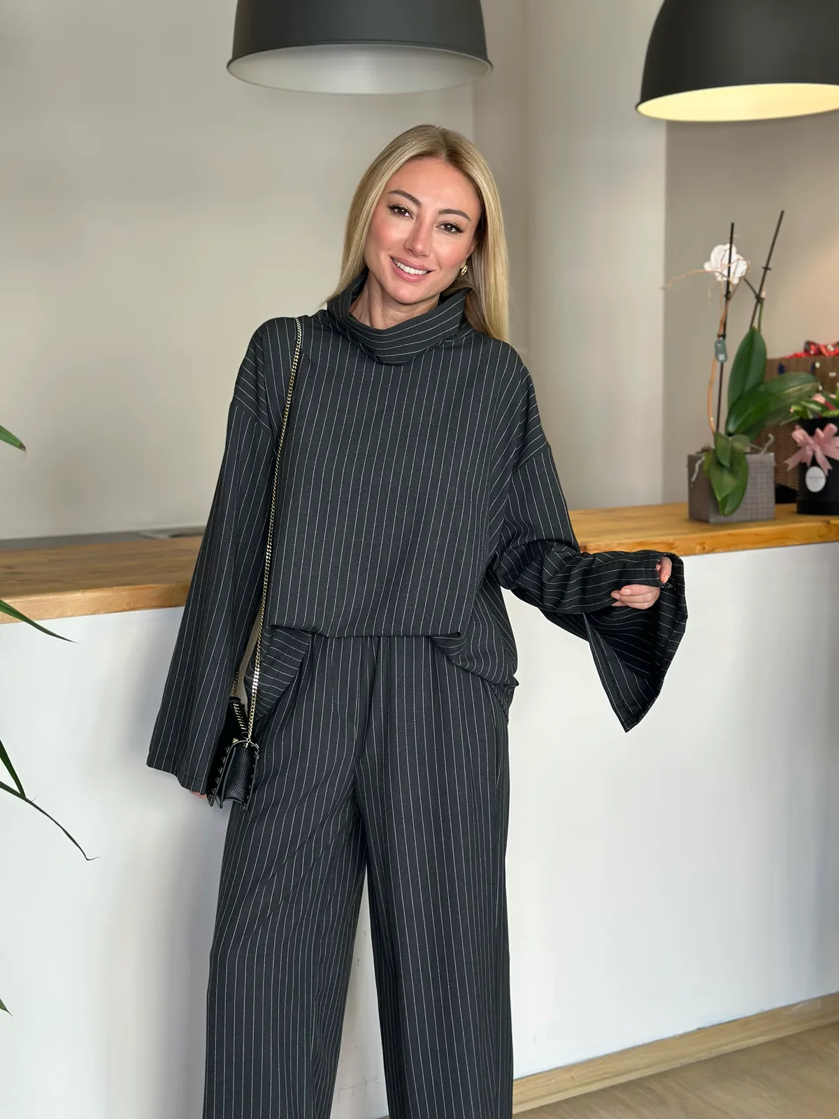 Bella Siyah Takım aSKI00432 - ₺3.099,99 | ASKI BOUTIQUE Balat Bella Siyah Takım aSKI00432 Takım - Detay Görseli 3 | ASKI BOUTIQUE Balat