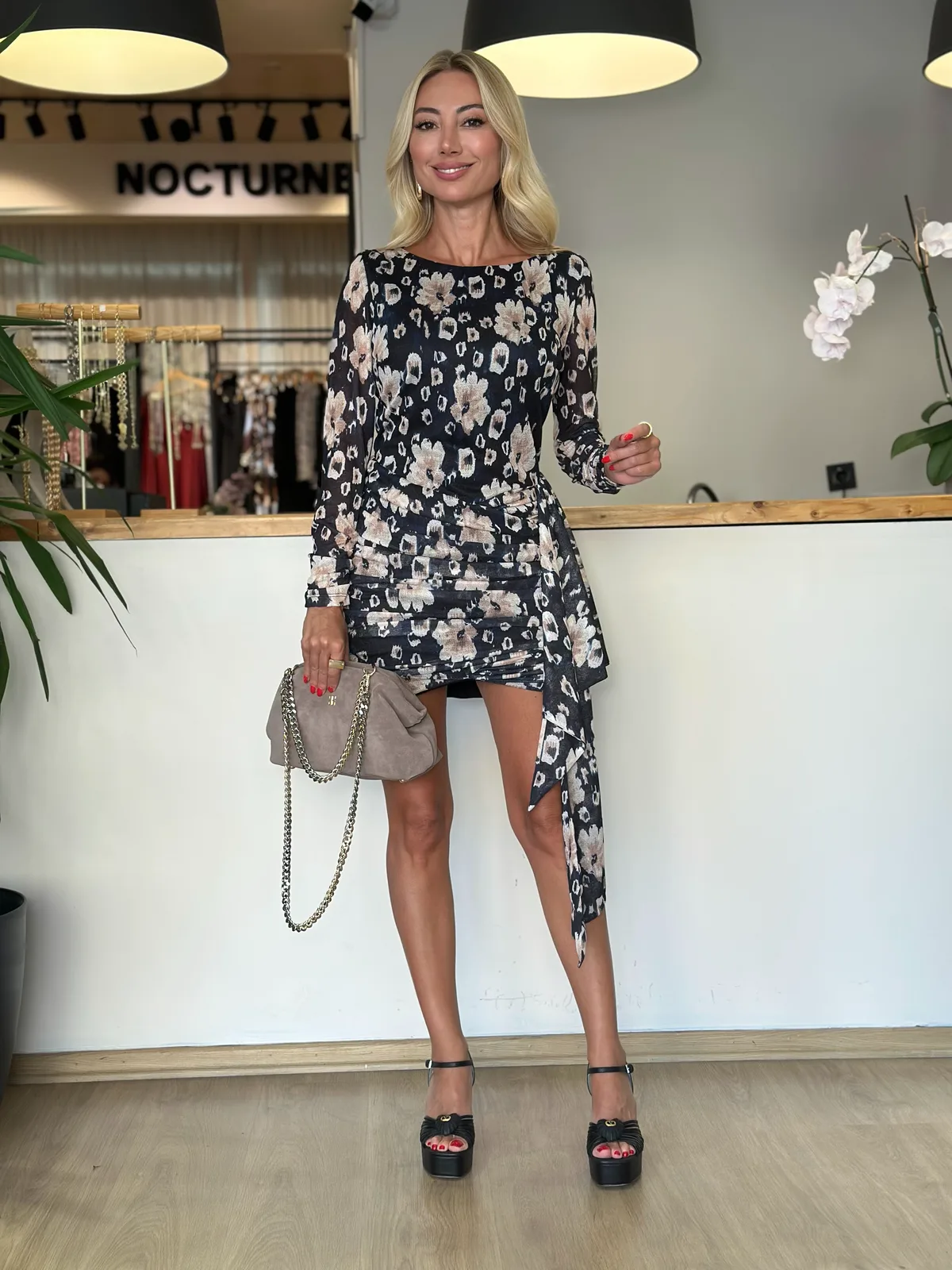 Drapeli Mini Tasarım Elbise Askı00312 - ₺5.299,99 | ASKI BOUTIQUE Balat Drapeli Mini Tasarım Elbise Askı00312 Elbise (Özel Butik Kumaş) - Butik Modeli | ASKI BOUTIQUE Balat