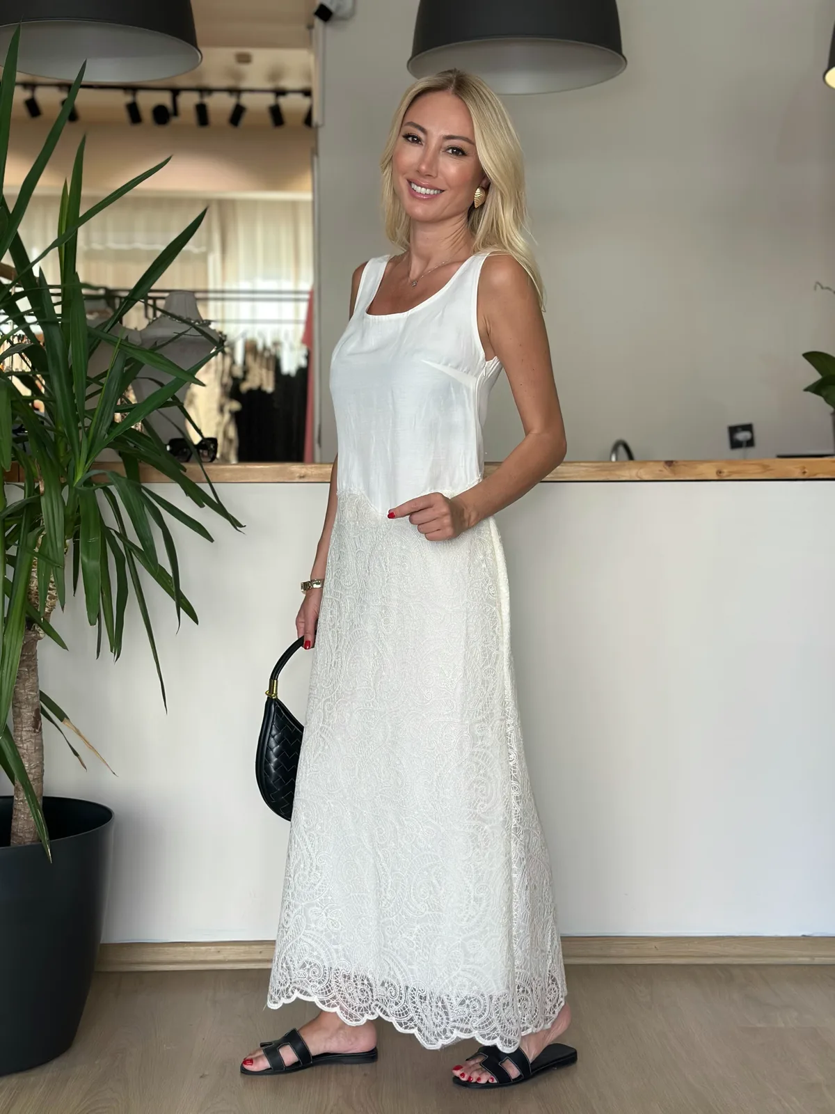 Garnili Modern Elbise Askı0055 - ₺775 | ASKI BOUTIQUE Balat Garnili Modern Elbise Askı0055 Elbise - Detay Görseli 4 | ASKI BOUTIQUE Balat