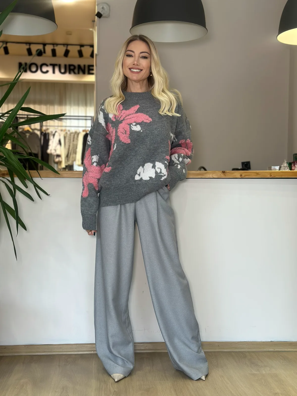 Gri Pembe Geçişli Şık Kazak Askı00457 - ₺1.469,99 | ASKI BOUTIQUE Balat Gri Pembe Geçişli Şık Kazak Askı00457 Kazak - Detay Görseli 3 | ASKI BOUTIQUE Balat