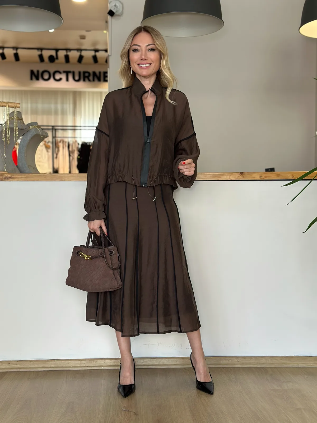 Kahve Siyah Şeritli Etek Askı0078 - ₺499,99 | ASKI BOUTIQUE Balat Kahve Siyah Şeritli Etek Askı0078 Etek (Özel Butik Kumaş) - Butik Modeli | ASKI BOUTIQUE Balat