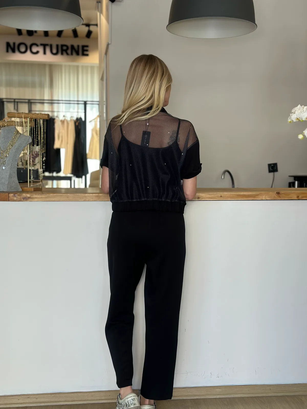 Marka Model Siyah Transparan Taşlı Takım Askı0094 - ₺2.599,99 | ASKI BOUTIQUE Balat Marka Model Siyah Transparan Taşlı Takım Askı0094 Takım - Detay Görseli 5 | ASKI BOUTIQUE Balat