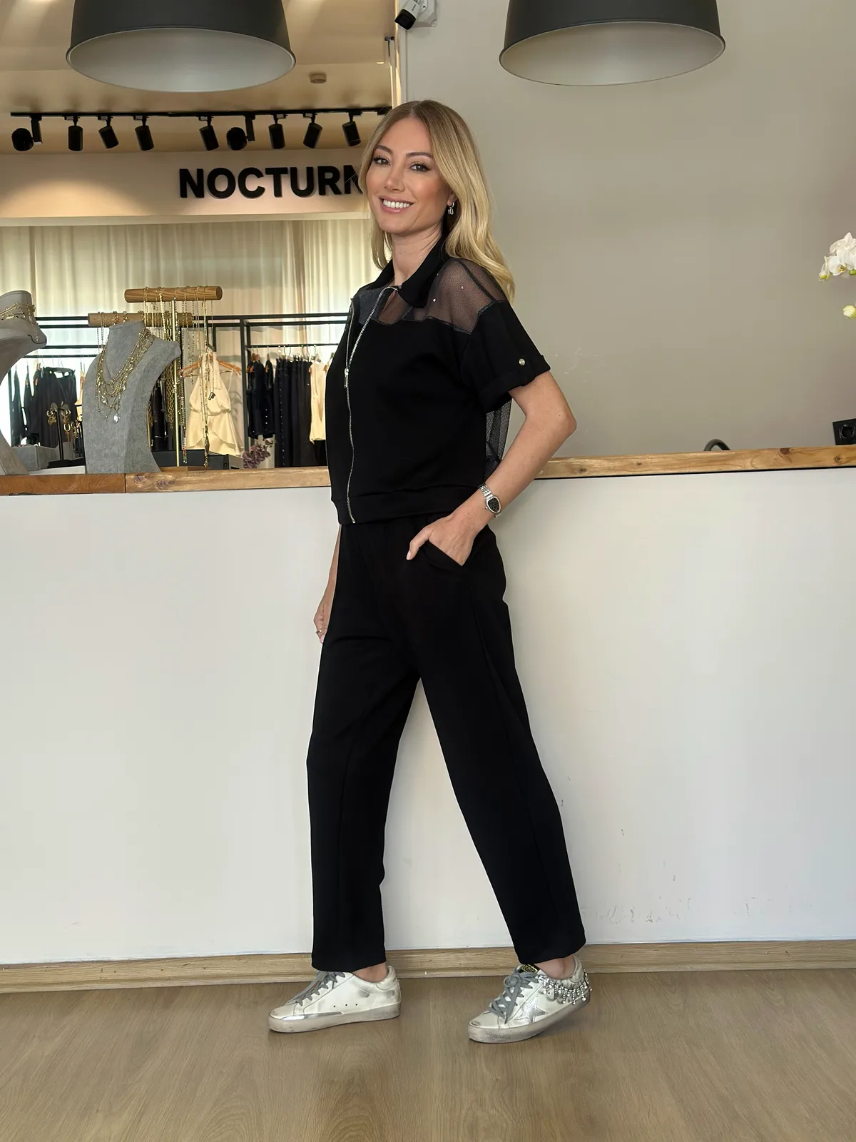 Marka Model Siyah Transparan Taşlı Takım Askı0094 - ₺2.599,99 | ASKI BOUTIQUE Balat Marka Model Siyah Transparan Taşlı Takım Askı0094 Takım - Detay Görseli 3 | ASKI BOUTIQUE Balat