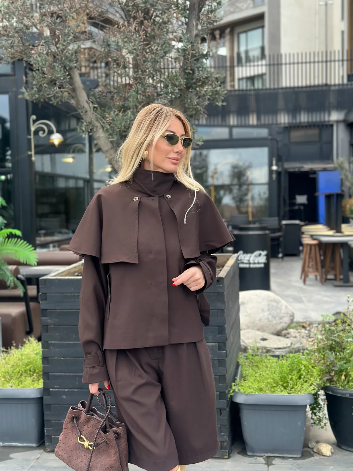 Pelerin Detaylı Kahve Trençkot Askı0037 - ₺3.599,99 | ASKI BOUTIQUE Balat Pelerin Detaylı Kahve Trençkot Askı0037 Trençkot - Detay Görseli 4 | ASKI BOUTIQUE Balat