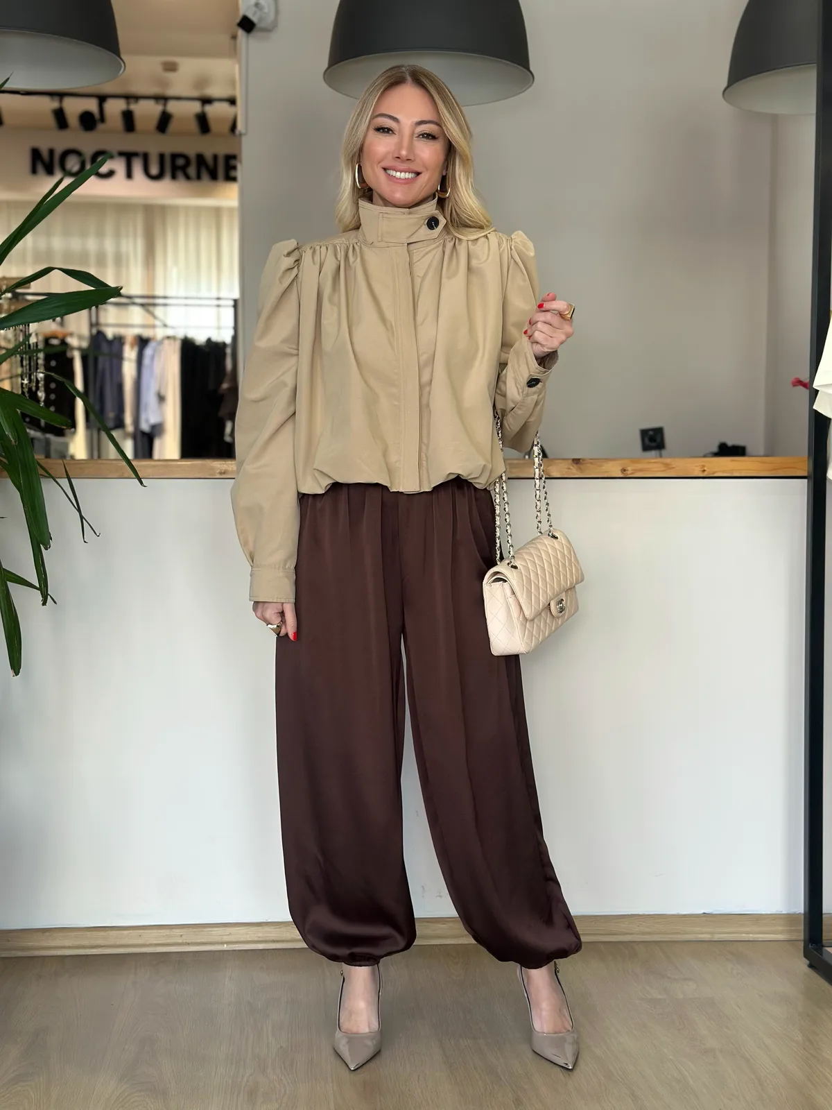 Pinterest Vizon Ceket Askı00197 - ₺1.999,99 | ASKI BOUTIQUE Balat Pinterest Vizon Ceket Askı00197 Trençkot (Özel Butik Kumaş) - Butik Modeli | ASKI BOUTIQUE Balat
