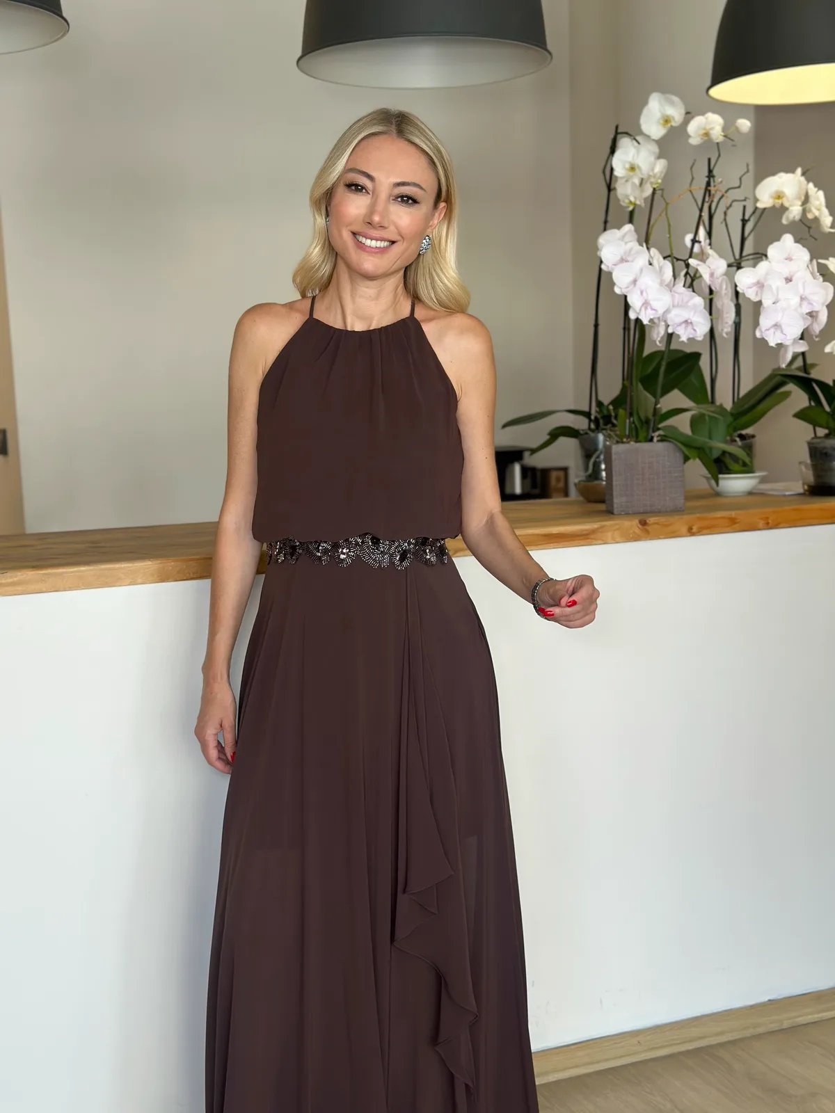 Şifon Kahve Taş Detaylı Tasarım Elbise Askı00257 - ₺7.499,99 | ASKI BOUTIQUE Balat Şifon Kahve Taş Detaylı Tasarım Elbise Askı00257 Elbise - Detay Görseli 4 | ASKI BOUTIQUE Balat