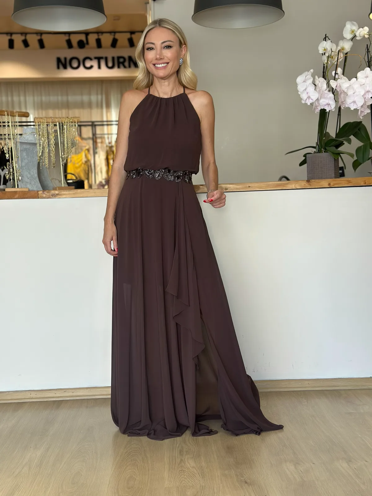 Şifon Kahve Taş Detaylı Tasarım Elbise Askı00257 - ₺7.499,99 | ASKI BOUTIQUE Balat Şifon Kahve Taş Detaylı Tasarım Elbise Askı00257 Elbise | ASKI BOUTIQUE Balat