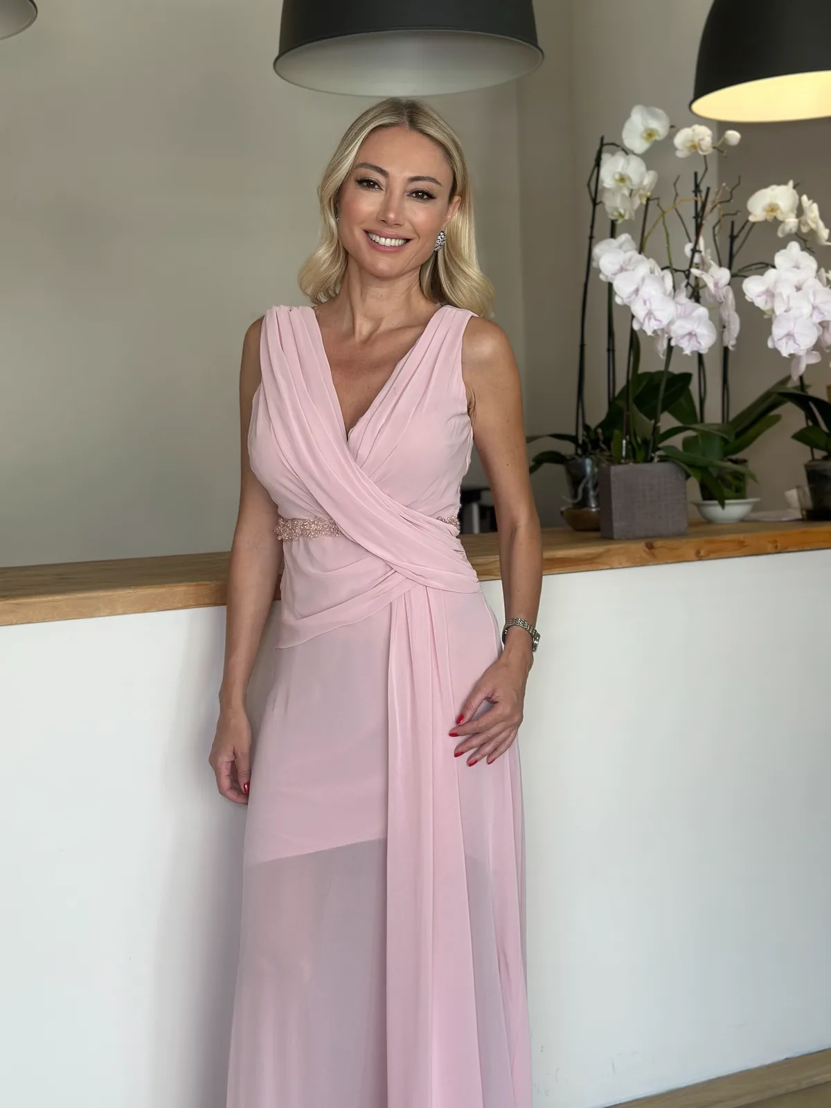 Şifon Pudra Tasarım Elbise Askı00255 - ₺7.899,99 | ASKI BOUTIQUE Balat Şifon Pudra Tasarım Elbise Askı00255 Elbise - Detay Görseli 4 | ASKI BOUTIQUE Balat