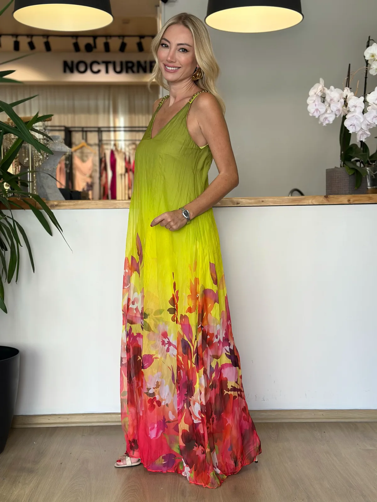 V Yaka Tasarım Yeşil Elbise Askı00276 - ₺4.399,99 | ASKI BOUTIQUE Balat V Yaka Tasarım Yeşil Elbise Askı00276 Elbise - Detay Görseli 3 | ASKI BOUTIQUE Balat