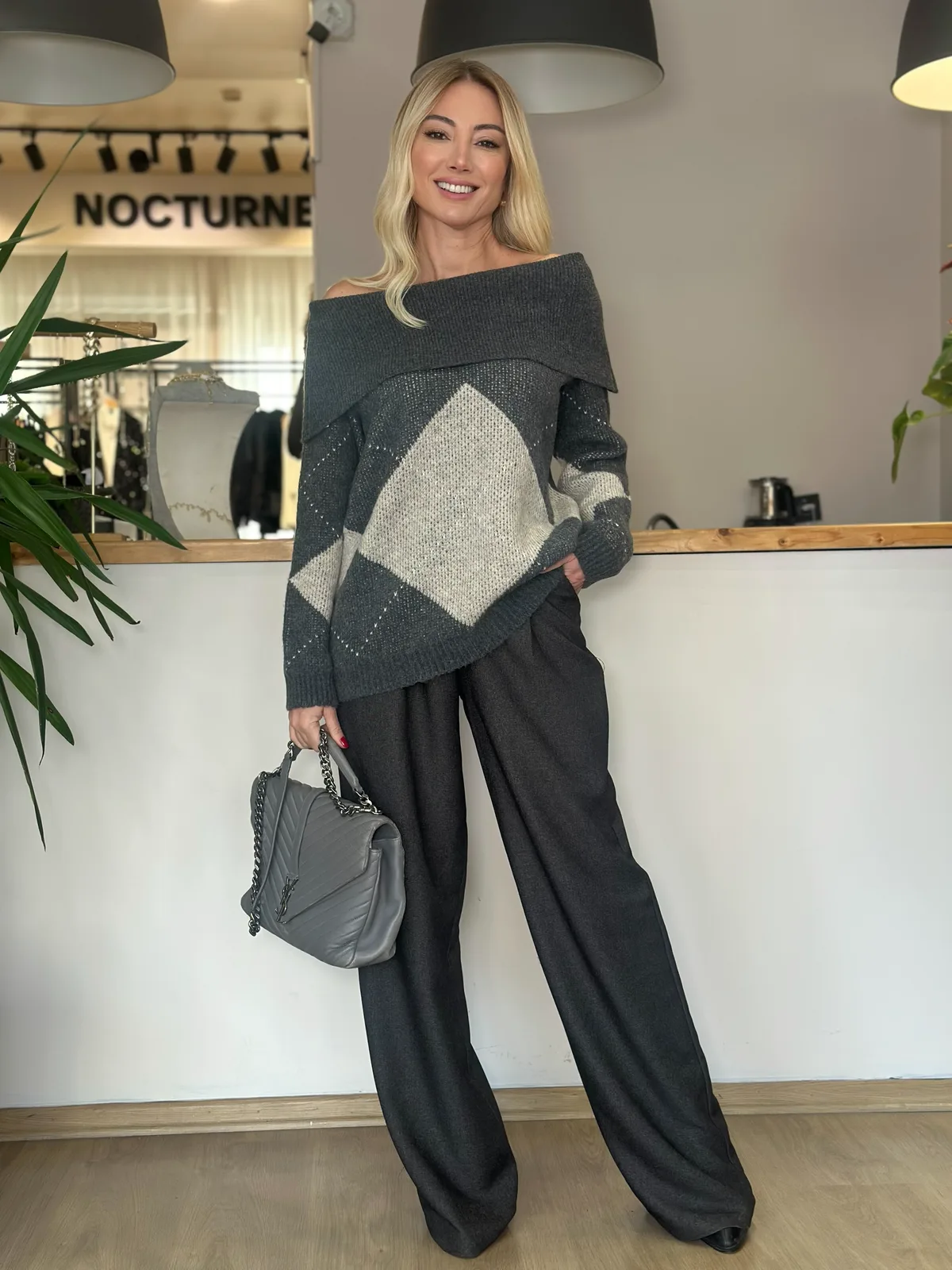 Yüksek Bel Füme Palazzo Pantolon Askı00376 - ₺1.499,99 | ASKI BOUTIQUE Balat Yüksek Bel Füme Palazzo Pantolon Askı00376 Pantolon | ASKI BOUTIQUE Balat